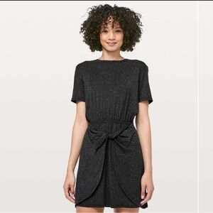 Lululemon unwind your mind black tshirt dress size 4